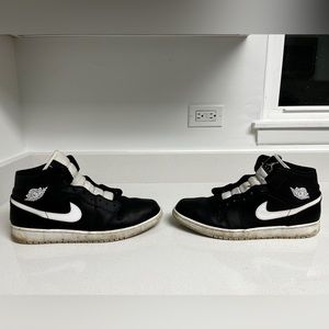 Nike Jordan Retro Mid ‘Black White’ - Size 12